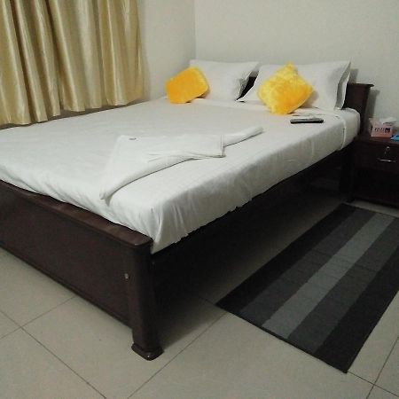Deeya Suites Private Limited Bangalore Buitenkant foto
