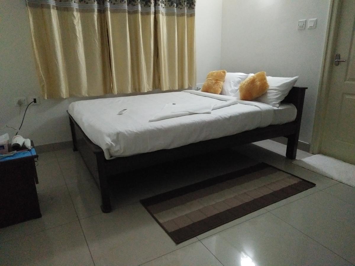 Deeya Suites Private Limited Bangalore Buitenkant foto